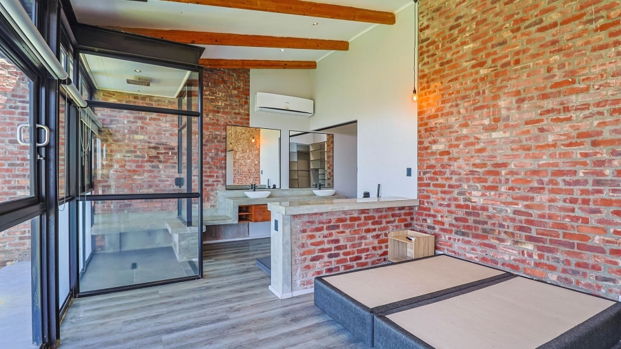 4 Bedroom Property for Sale in Cashan North West